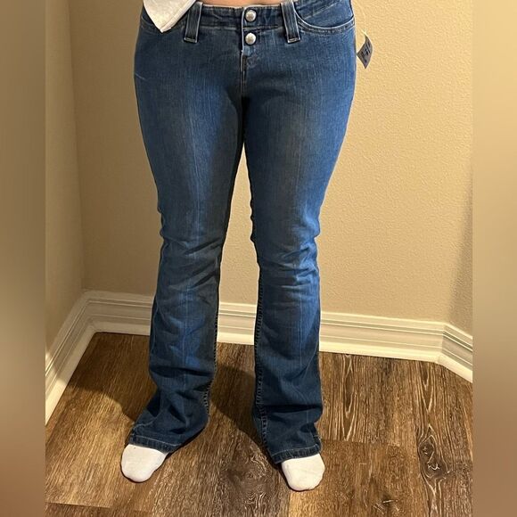 Vintage 90s Levi’s Ultra Low Rise Flare Denim Jeans - Picture 4 of 13